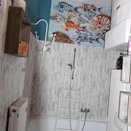 Mitten In 2 דירה *