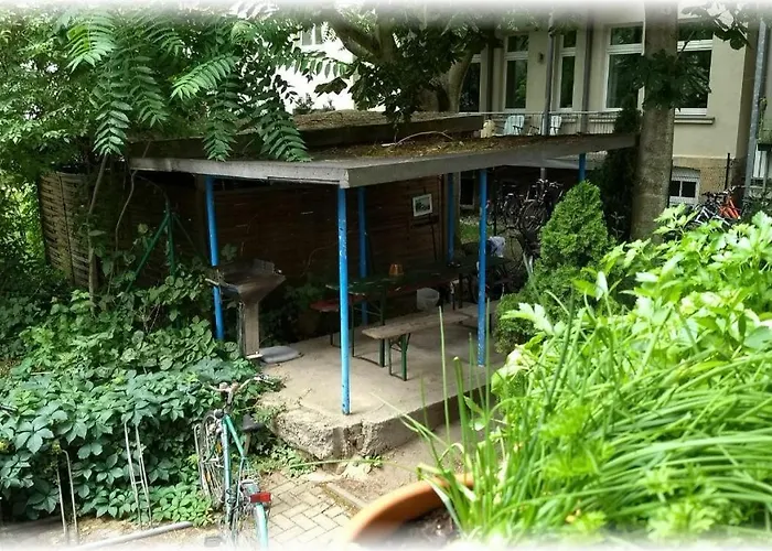 Апартаменты Mitten In 2